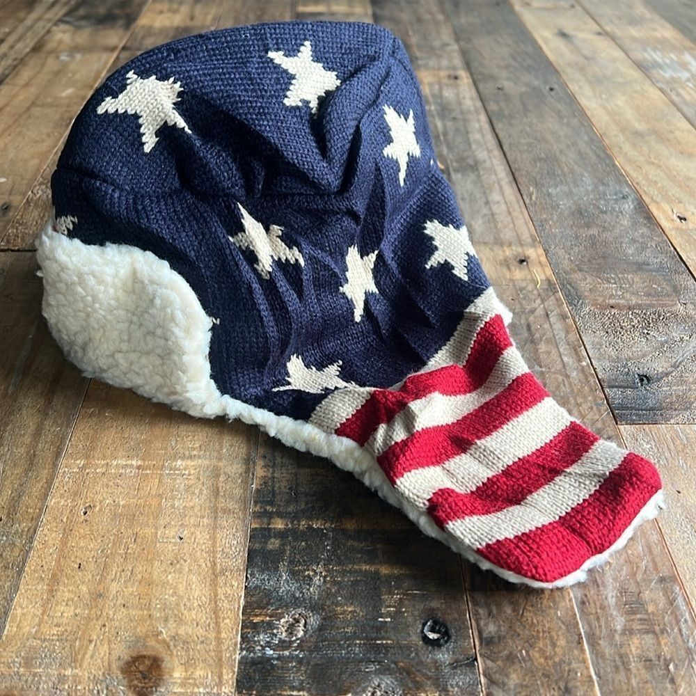 STARS AND STRIPES WINTER HAT - Picture 3 of 3